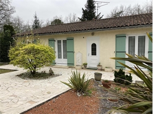 pavillon à la vente -   16800  SOYAUX, surface 103 m2 vente pavillon - UBI466851698